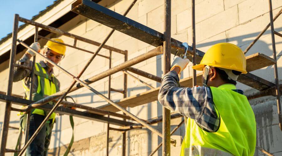 Professional fairlawn roofing services in Washington Court House, OH